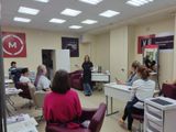 В новой мастерской началось обучение в рамках проекта "Содействие занятости" национального проекта "Демография" по компетенции "Парикмахерское искусство"